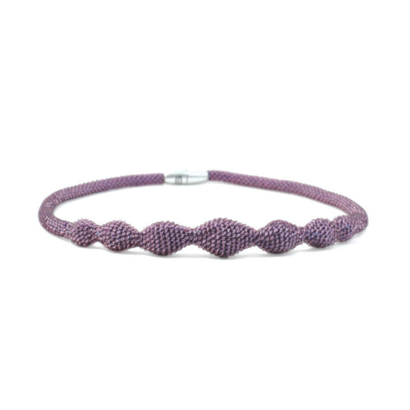 short necklae "Cocoon"