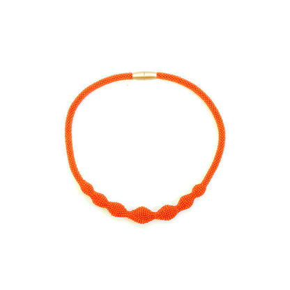 short necklae "Cocoon"