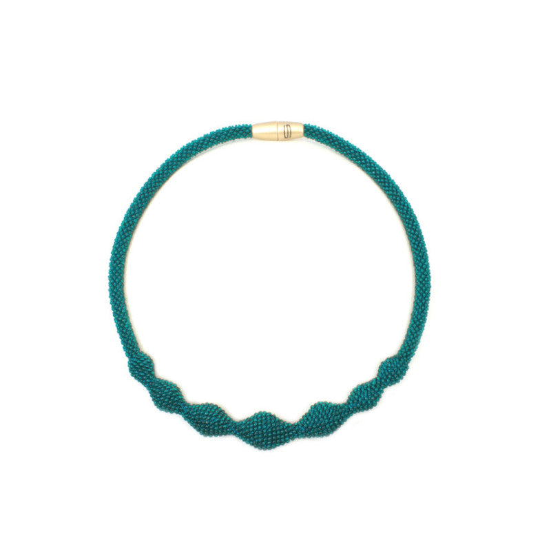 short necklae "Cocoon"