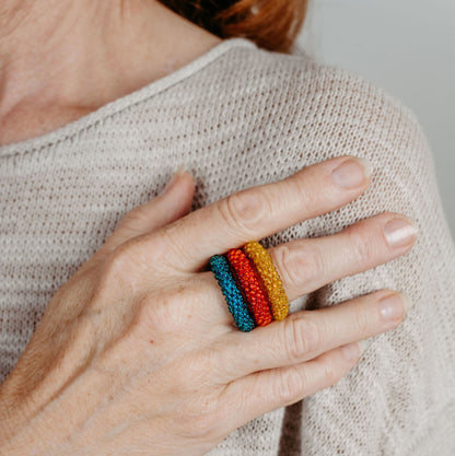 ring "Svelte Circle"