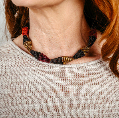 short necklace "Trinity Zig-Zag - Living Earth"