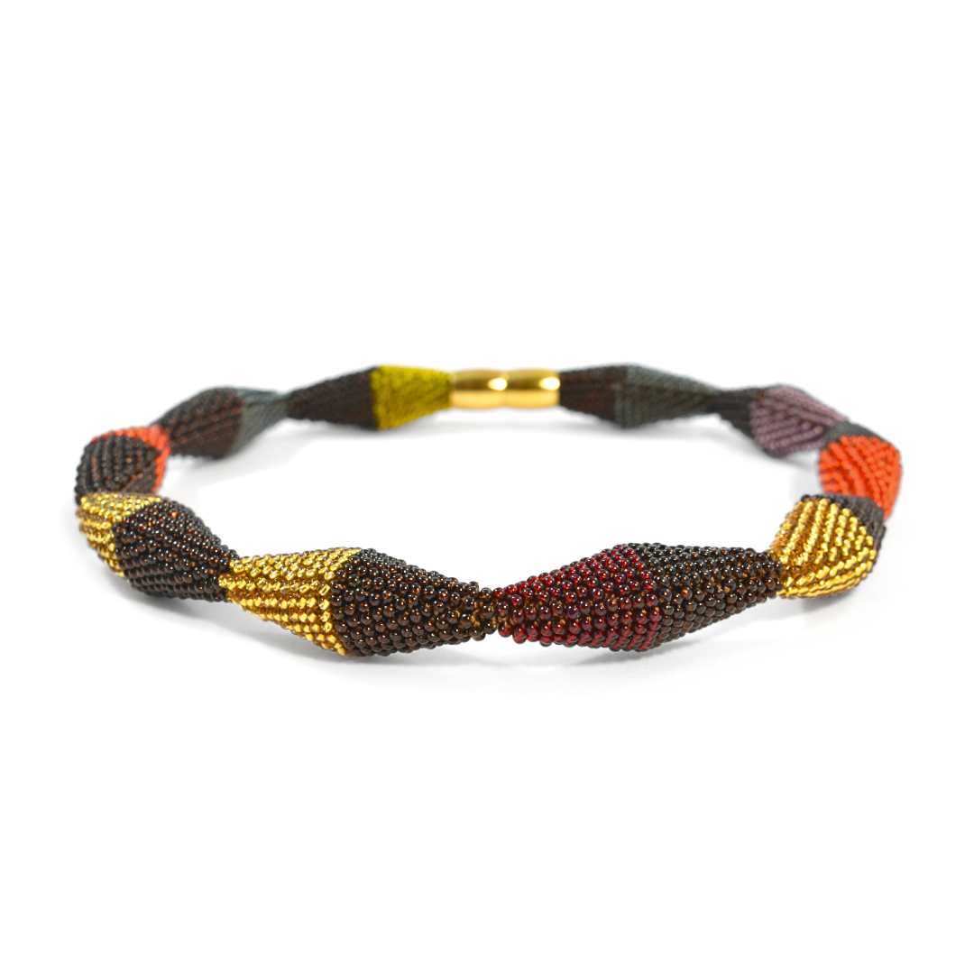 short necklace "Trinity Zig-Zag - Living Earth"