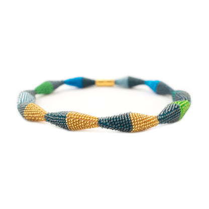 short necklace "Trinity Zig-Zag"
