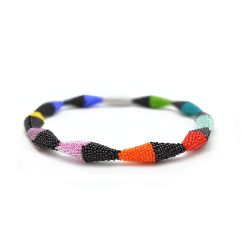 short necklace "Trinity Zig-Zag"